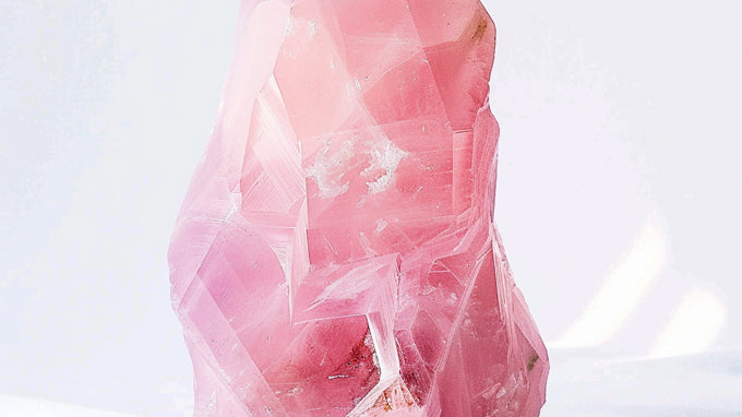 Crystals Defined: A Blend of Science, Spirituality, and Healing