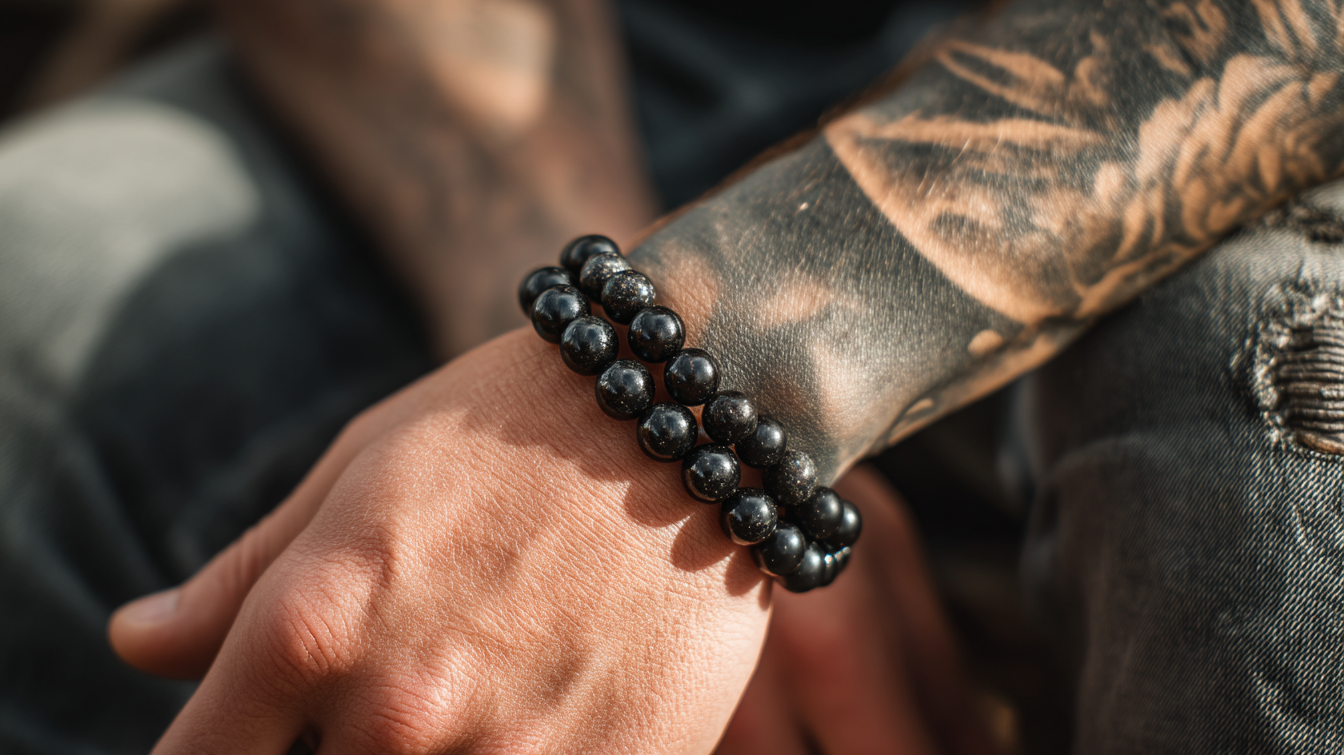 Obsidian Meaning in Daily Life:Protection, Boundaries, and Self-Awareness