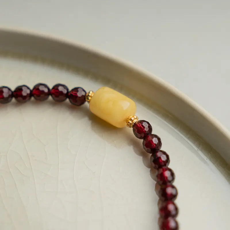 GIVE ENERGY WINE COLOUR GARNET BEESWAX ENERGY BRACELET_3