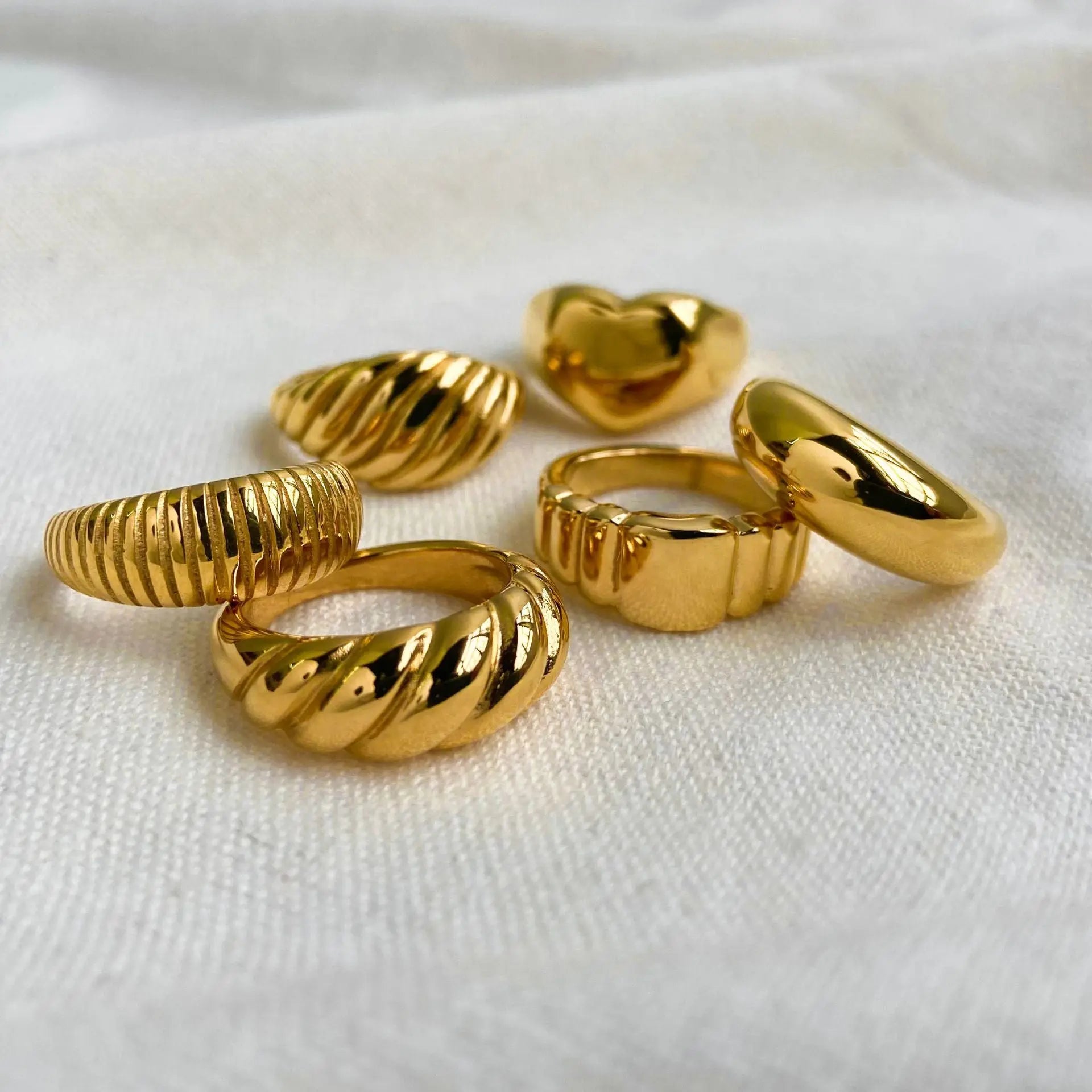 Croissant Titanium Steel Ring_4