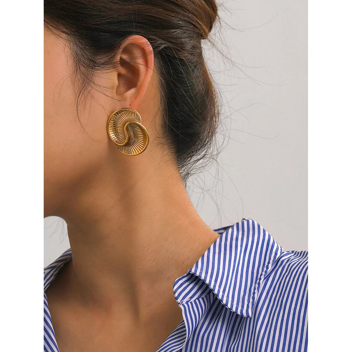 ROCHE SPIRAL TITANIUM STEEL EARRINGS_4