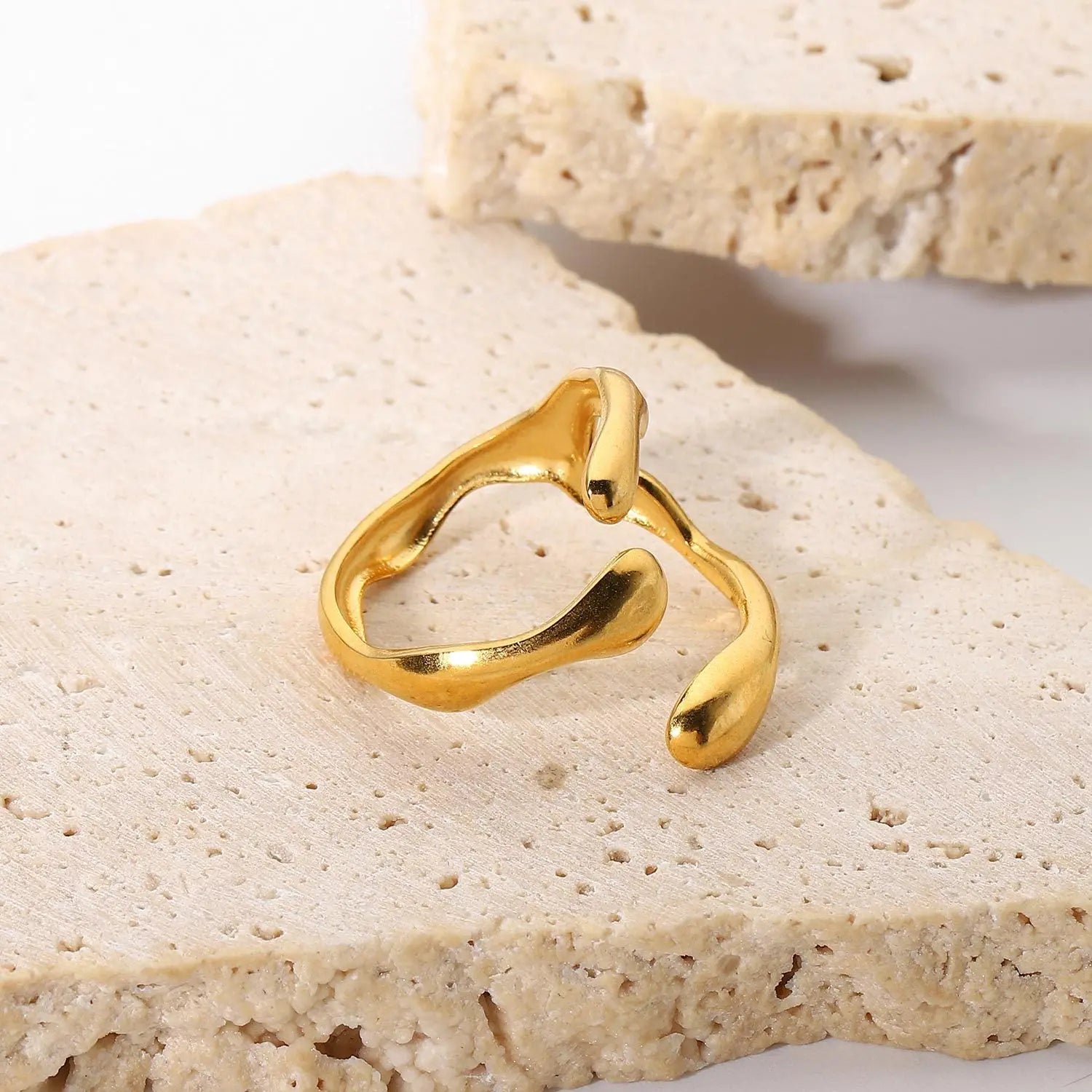 TEXTURED GEOMETRIC TITANIUM STEEL RING_3