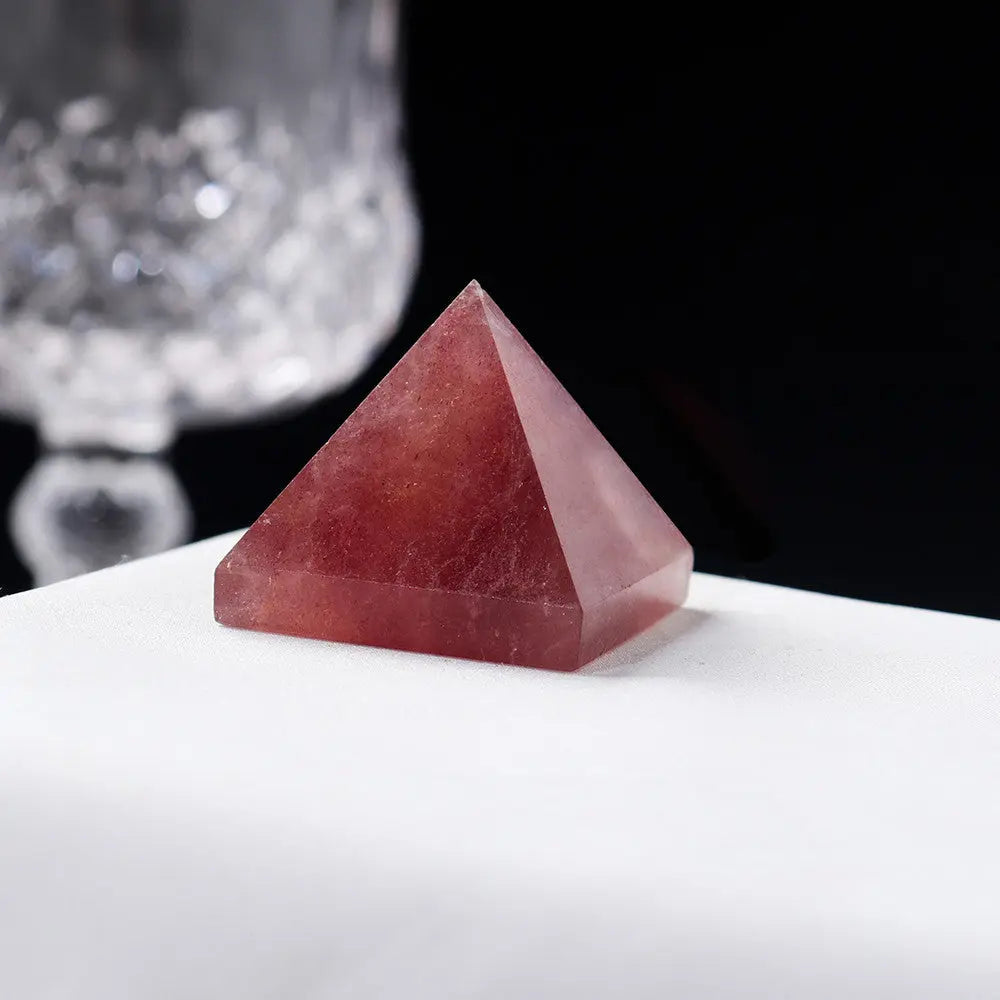 STRAWBERRY CRYSTAL ENERGY PYRAMID_1