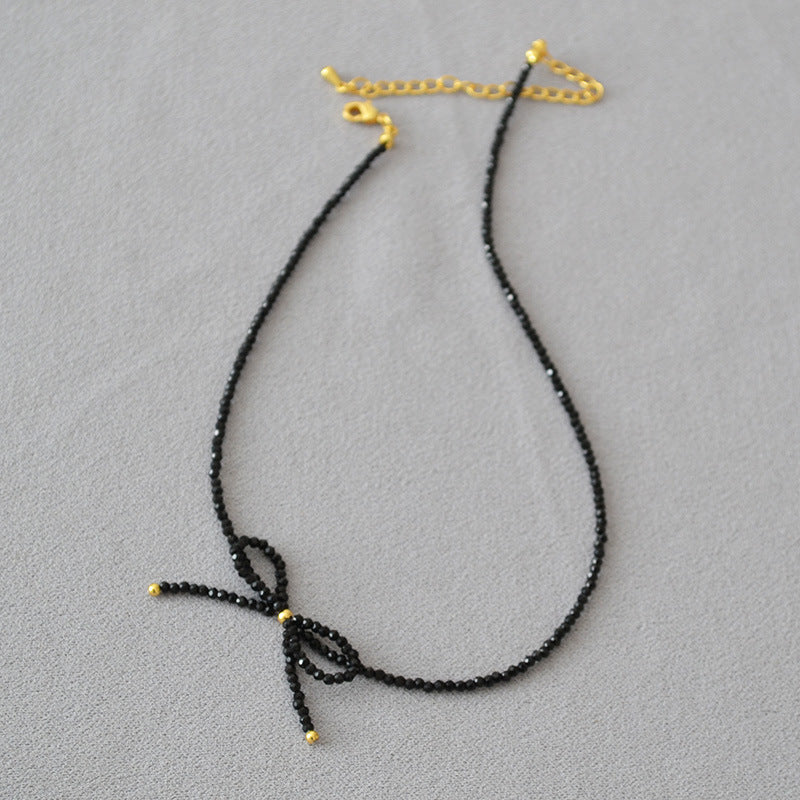 BLACK SPINEL LUCKY BOW NECKLACE_3