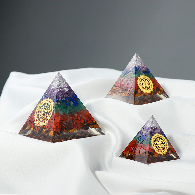 COLORFUL CRYSTAL PYRAMID_2