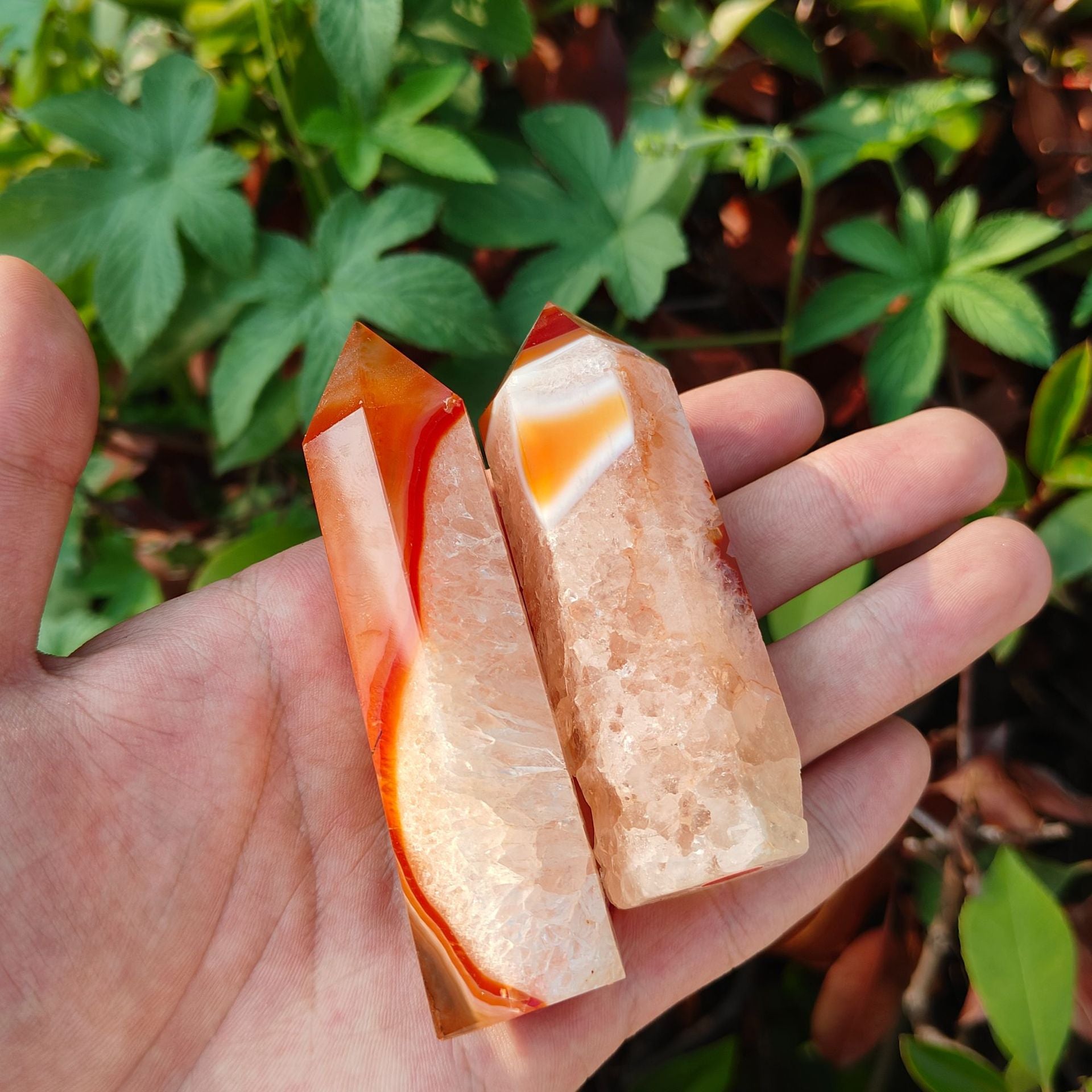 RED AGATE SINGLE POINTED COLUMN-3